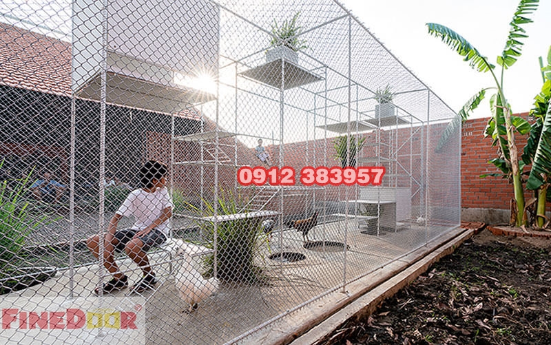 hang-rao-luoi-b40-trang-trai-chan-nuoi