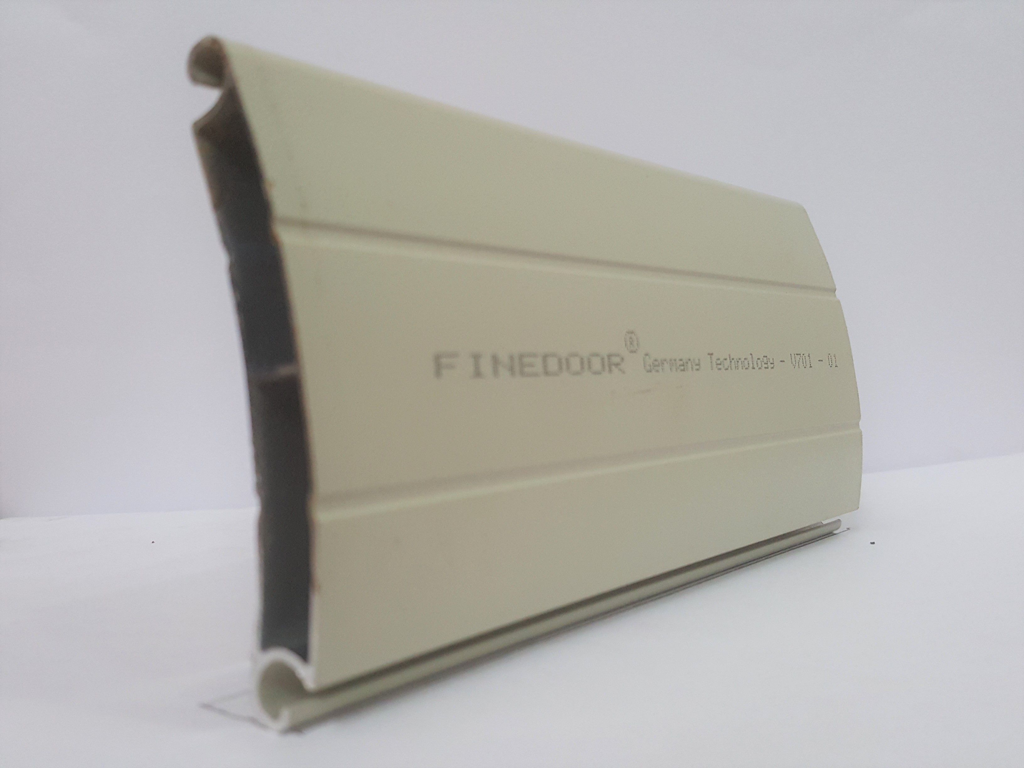 Cửa cuốn Nhôm khe thoáng Finedoor F1060S | Của cuốn Finedoor