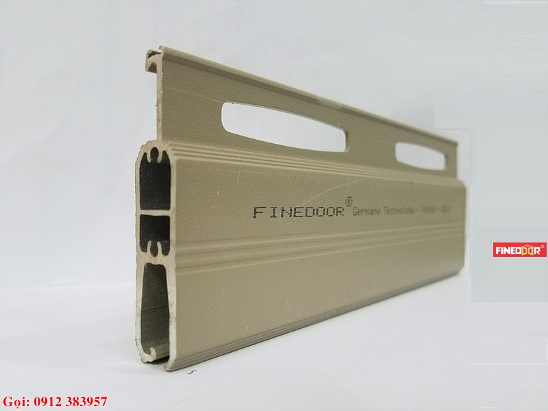 Mẫu lá cửa cuốn Nhhom Finedoor F-179R